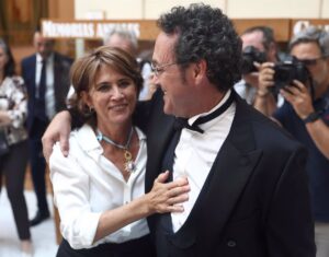 Delgado seguirá en Memoria Democrática aunque mayoría del Consejo Fiscal no votó si es compatible ser pareja de Garzón
