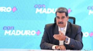 Derecha extremista quiere traer paramilitares para sabotear el 28J