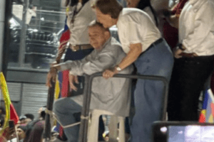Desmienten que Edmundo González Urrutia haya estado “amarrado” durante recorrido por Las Mercedes (+Videos)