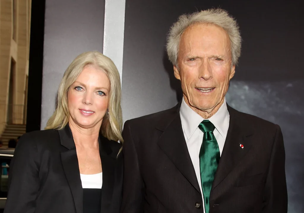 Develan causa de muerte de la novia de Clint Eastwood