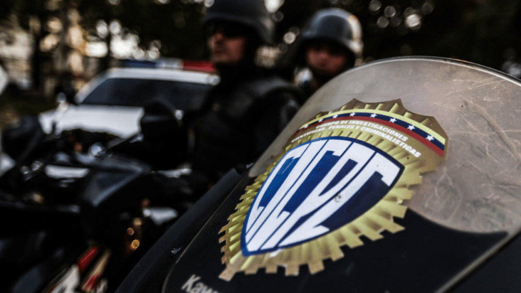 Dos muertos y un herido por la explosión de una granada