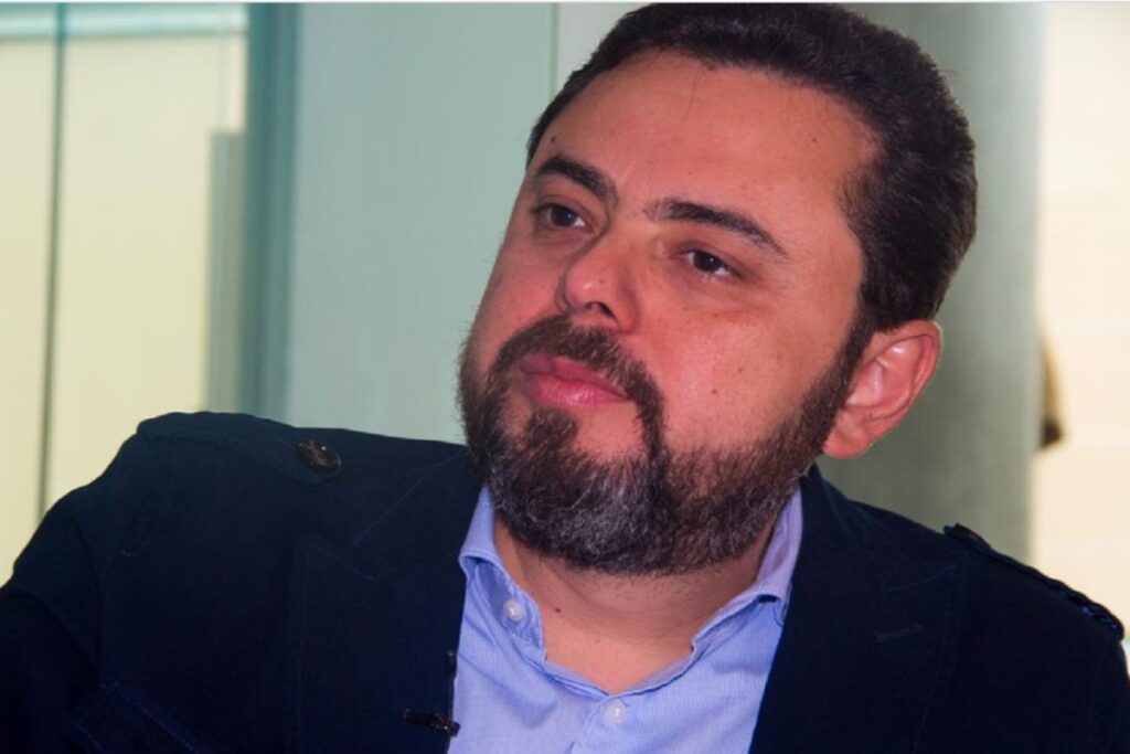 Ecarri afirmó que agencia tributaria bajo su gobierno sería ajena a intereses partidistas