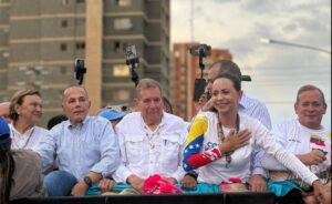 Edmundo González, María Corina Machado y Manuel Rosales encabezaron el "Zulianazo"
