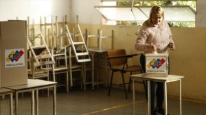 El Centro Carter considera que las elecciones en Venezuela "no puede ser consideradas como democráticas"