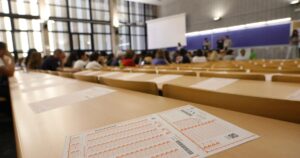 El Gobierno aprueba 40.146 plazas de empleo público para 2024, un nuevo récord que no cuenta con apoyo sindical