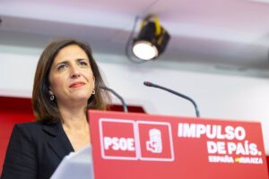 El PSOE pide a Feijóo que sea "valiente" y rompa los acuerdos que tiene con Vox en los ayuntamientos