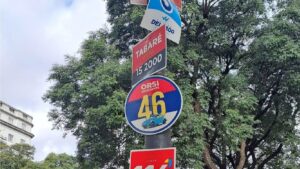 El Partido Nacional reciclará los carteles que utilizó para las elecciones en Montevideo tras la polémica