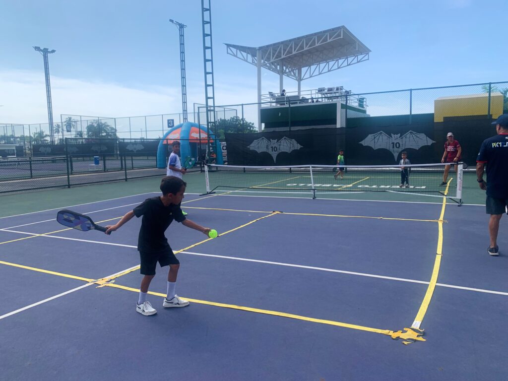 El Pickleball sigue creciendo en Carabobo y llegó al Complejo Nacional de Tenis de Puerto Cabello - Venprensa