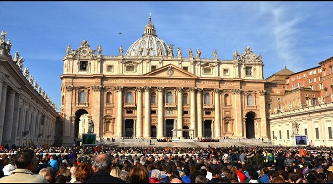 El Vaticano muestra su preocupación por el ataque a Trump