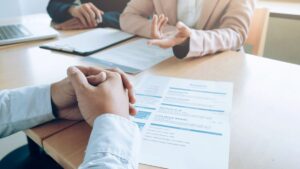 El desempleo cayó al 8,5% y se crearon unos 30.000 empleos en el último año