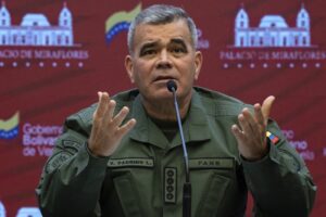 “El que ganó, a montarse en su proyecto, y el que perdió, que se vaya” (+Video)