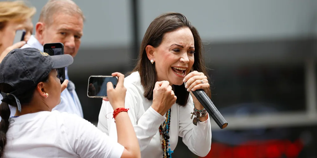 El régimen de Maduro emite la orden de detención contra la líder opositora María Corina Machado