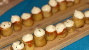 El restaurante de Murcia ubicado en la playa donde probar unas de las mejores patatas bravas de la zona