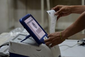 CDATA[La masonería en España es un fenómeno histórico que ha atravesado siglos de existencia, marcados por la controversia, la persecución ... Leer más
![Elecciones presidenciales en Venezuela: ¿realmente el chavismo puede hacer fraude?