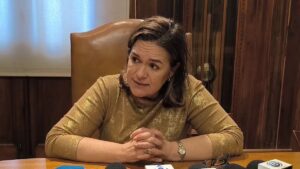 Elita Volpi comienza su gestión en Artigas buscando aclarar las polémicas