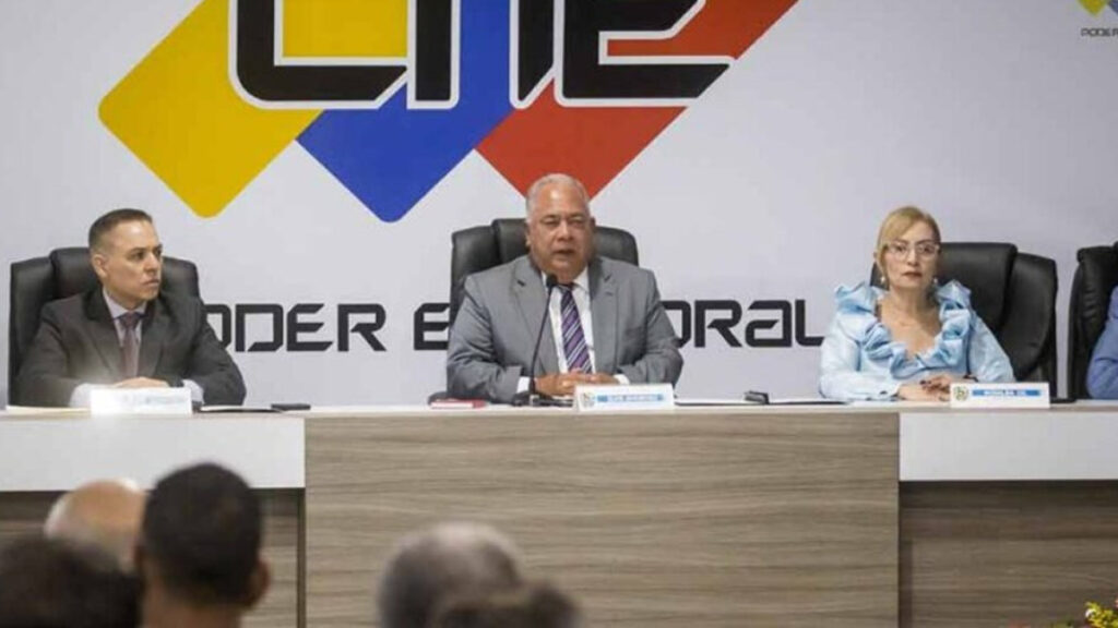 Elvis Amoroso: El promedio para votar fue de 38 segundos