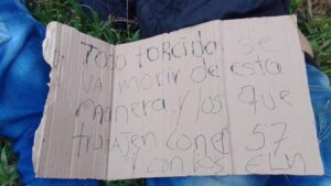 Encuentran cuerpos de dos hombres sin vida en zona rural de Caloto, Cauca, junto a un letrero con amenazas