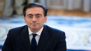 España y Reino Unido acuerdan "trabajar desde ya" para "alcanzar el acuerdo en Gibraltar"