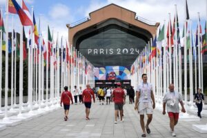 "Estamos listos", asegura Macron a cuatro días de los Juegos Olímpicos