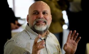 Exparamilitar Salvatore Mancuso buscará cuerpos de desaparecidos que escondieron en Venezuela - AlbertoNews