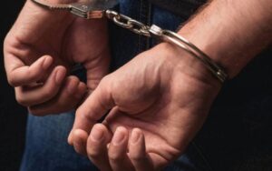 FANB arresta a funcionario del Servicio Penitenciario por tenencia de drogas y de armas sin porte lícito