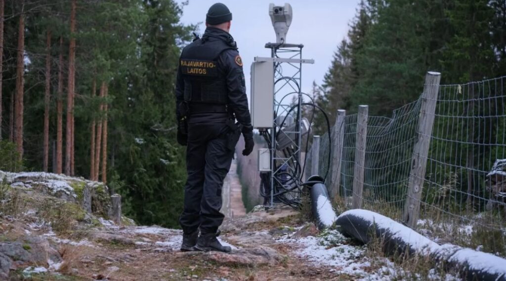 Finlandia aprueba ley que restringe entradas al país a través de la frontera con Rusia - AlbertoNews