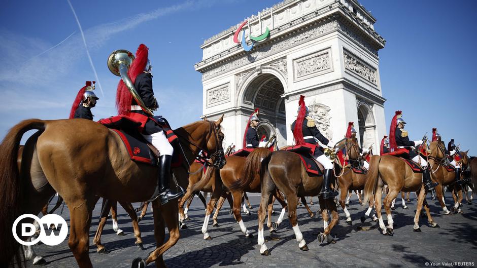 Francia celebra su Fiesta Nacional en inestabilidad política – DW – 14/07/2024