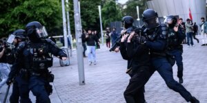 Francia desplegará 130.000 efectivos policiales para evitar desórdenes en el día de su Fiesta nacional