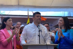 Funcionarios del Conas detienen a Freddy Superlano
