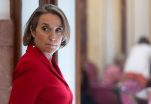 Gamarra denuncia que la falta de política migratoria del Gobierno es la causa de la actual situación de emergencia