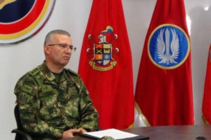 General del Ejército de Colombia desconoce plan paramilitar contra Maduro