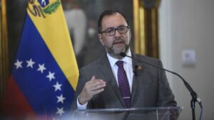 Gil instó a Brian Nichols a contemplar con respeto las elecciones del #28Jul