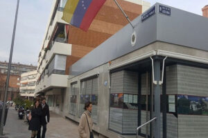 Gobierno venezolano advirtió que no admitirá delegación del Senado español en presidenciales