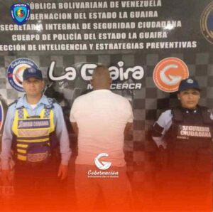 Golpeó a un adolescente en la frente y se lo llevaron preso