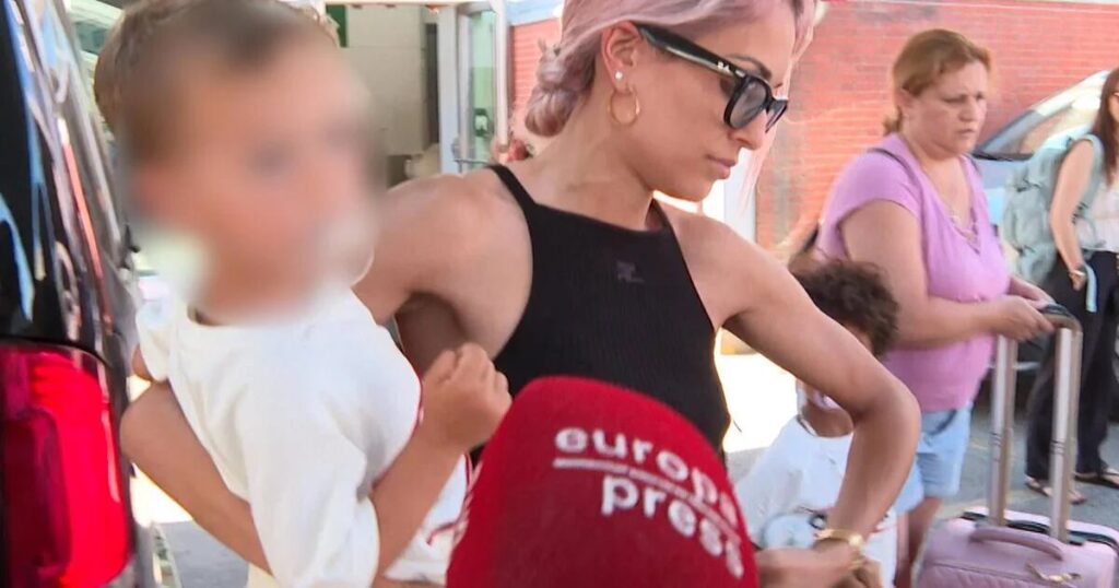 Hiba Abouk reacciona a su supuesto encuentro con Álvaro Muñoz Escassi en Cádiz