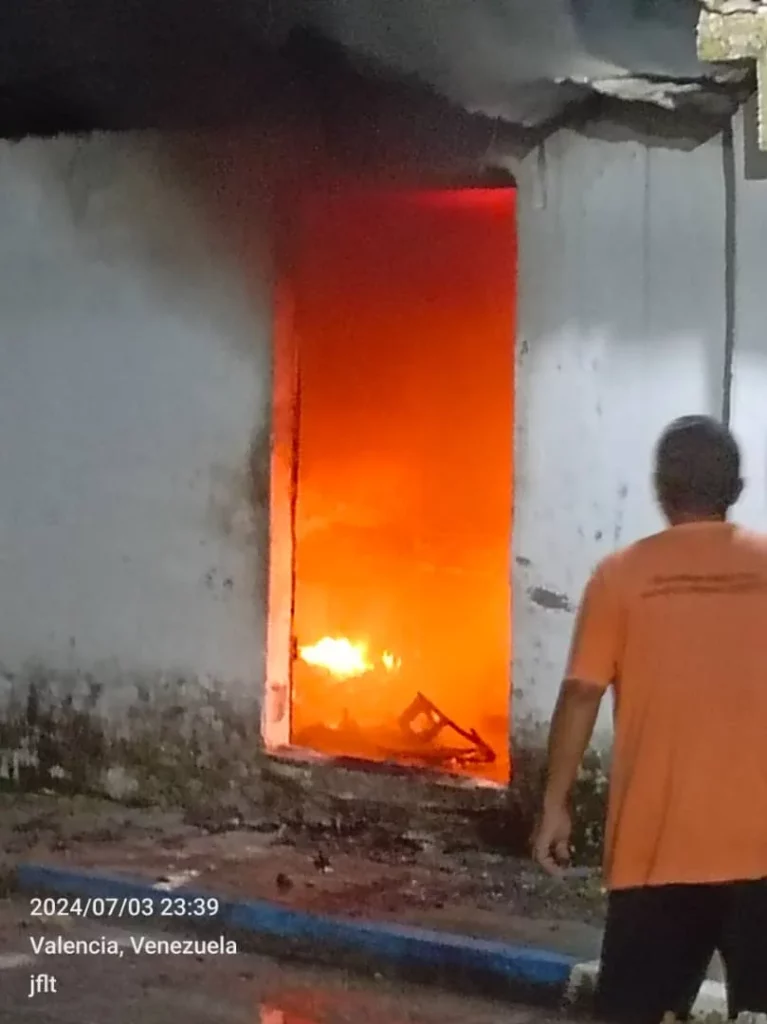 Incendio de vivienda dejó un hombre de 56 años fallecido al sur de Valencia