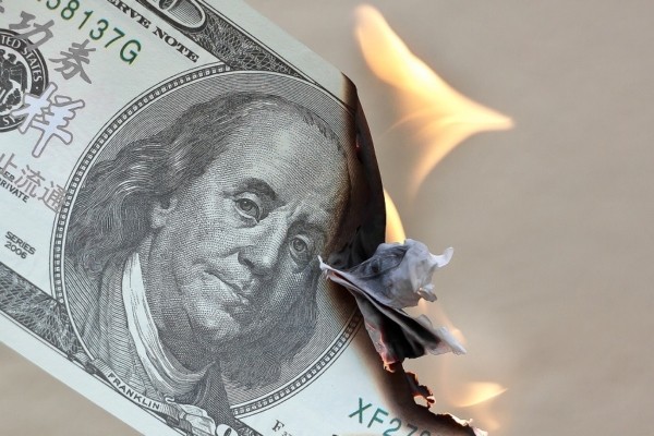 Inflación en Venezuela se frena, pero el salario de muchos votantes sigue siendo insuficiente