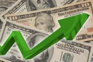Intervención cambiaria supera US$800 millones en un intenso mes electoral