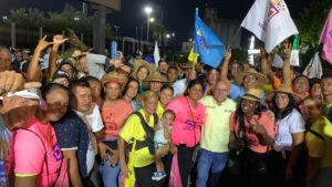 Jaqueline Zúñiga: Presidente Maduro garantiza la seguridad en el país