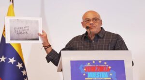 Jorge Rodríguez pide a la AN investigar amenazas contra alcalde