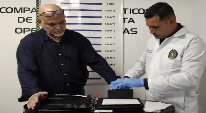 Justicia de Colombia libera al exjefe paramilitar Salvatore Mancuso