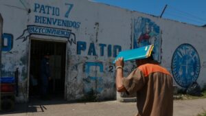 La Ternera, la cárcel custodiada por una guardia bajo amenaza