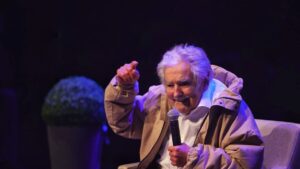 La evolución de José Mujica está dentro de lo esperado, advierte su médica