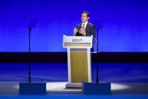 La junta de BBVA aprueba con un 96% de votos a favor la ampliación de capital para la OPA a Sabadell