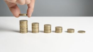 La recaudación cayó en el último bimestre a pesar de la mejora del IVA
