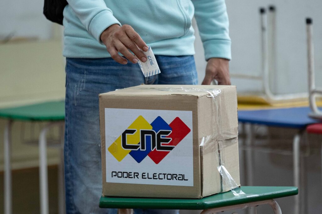 Las leyes que habría violado el Seniat por propaganda electoral 