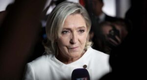 Le Pen afirma que la victoria de Agrupación Nacional "solamente se retrasa"