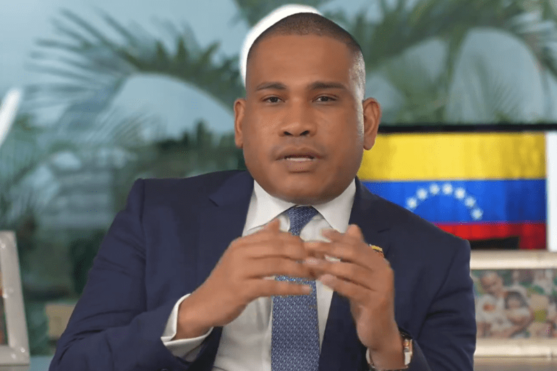 Leocenis García llamó a votar por Edmundo González y así le respondió el candidato