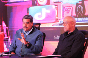 Lo que dijo Maduro sobre expresidentes a los que le impidieron venir a Venezuela