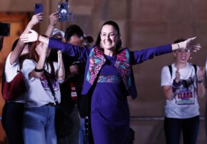 López Obrador y Sheinbaum prometen "planes de justicia" para los 68 pueblos indígenas - AlbertoNews